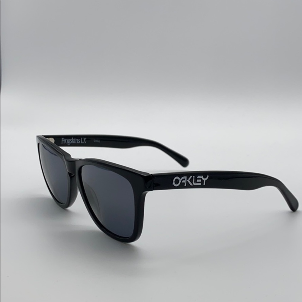 Oakley frogskin XL sunglasses